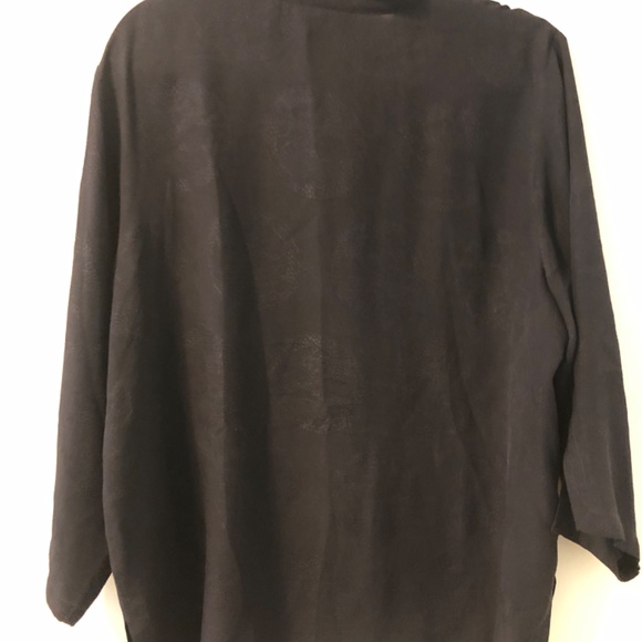 Citron , black silk patterned, blouse, size extra large - Picture 3 of 4